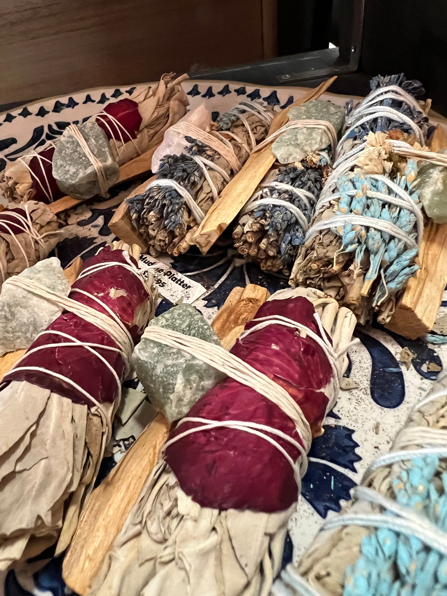 Sage Bundle w/Palo Santo Kit 3"-4"