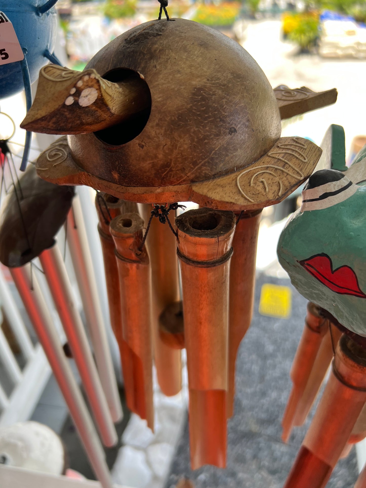 Wind Chimes M