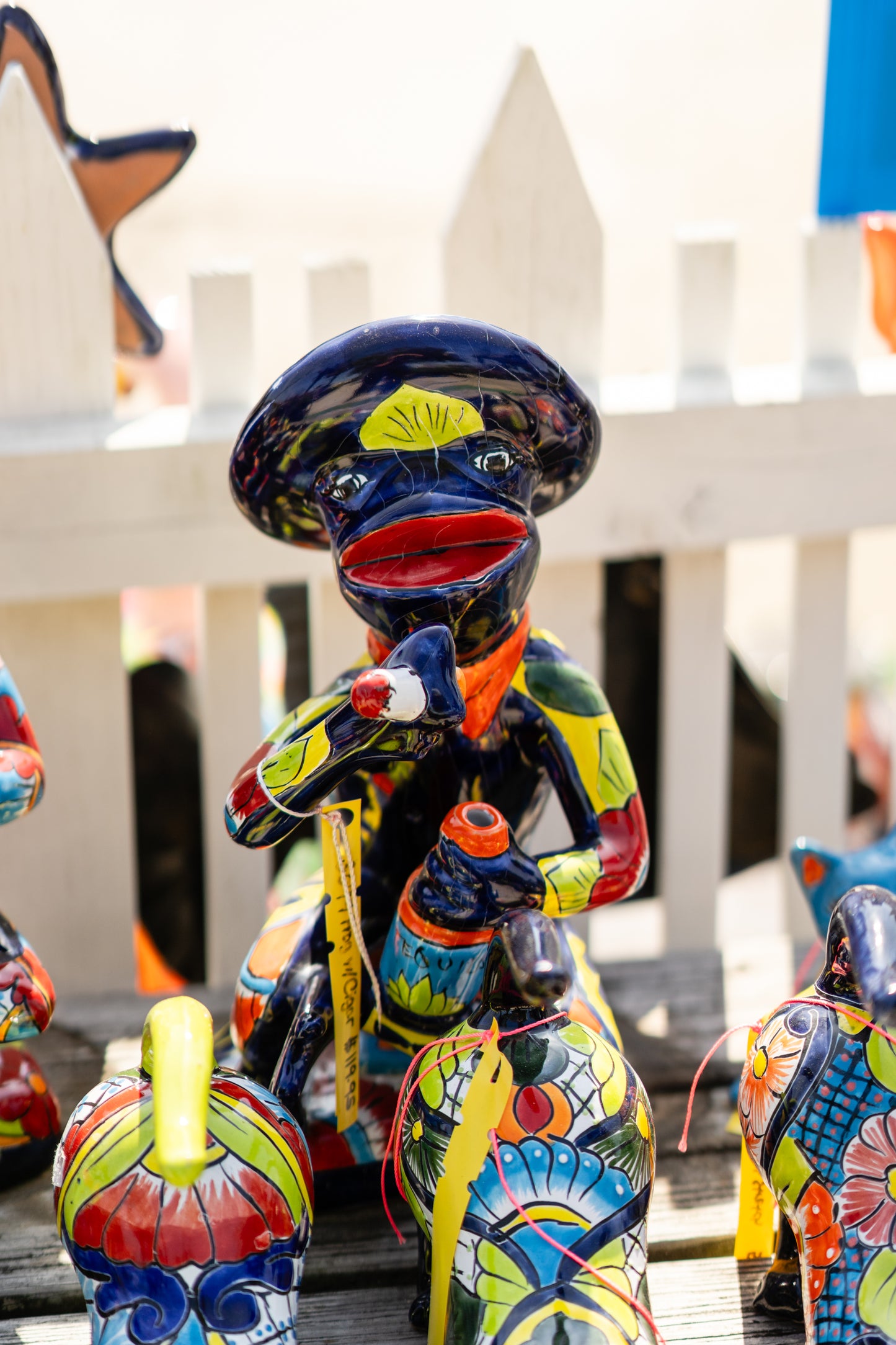 Talavera Frog w/Cigar & Bottle