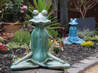 PVLBST24 Meditation Frog-Lg