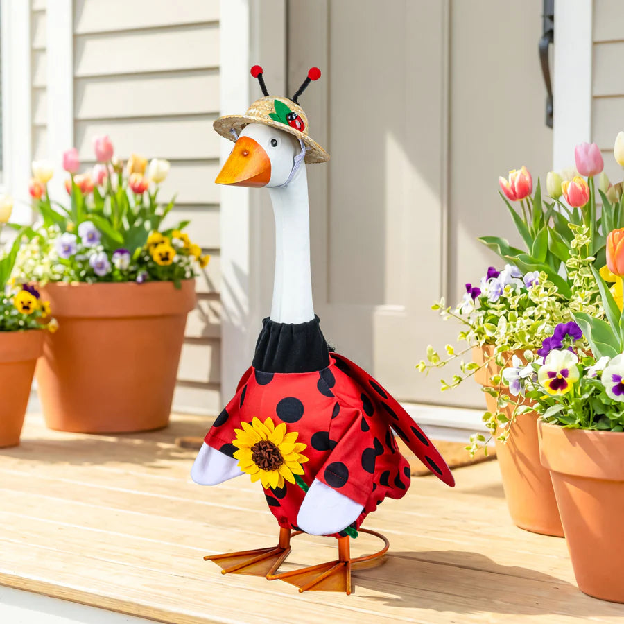 Giddy The Porch Goose