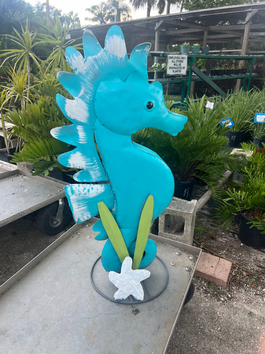 Seahorse Metal 38"